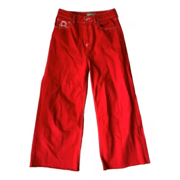 United Colors Of Benetton Pants - United Color of Benetton Straight Jeans. Waist- 32